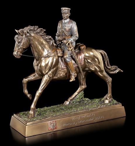 Jozef klemens pilsudski - pilsudski, figur